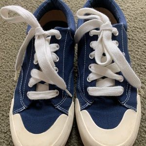 Women’s sneakers blue atlantique sport SZ 7.5